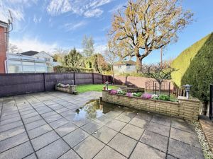 Photo 19- click for photo gallery